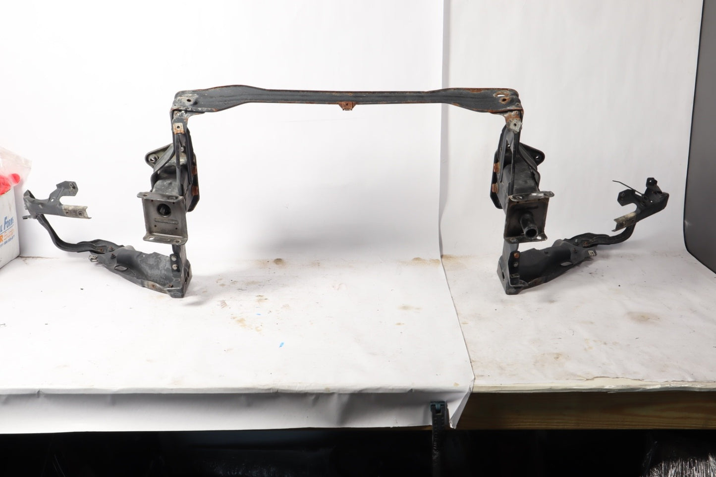 2007 - 2013 Mercedes W221 S550 Front Radiator Core Support Frame Center OEM