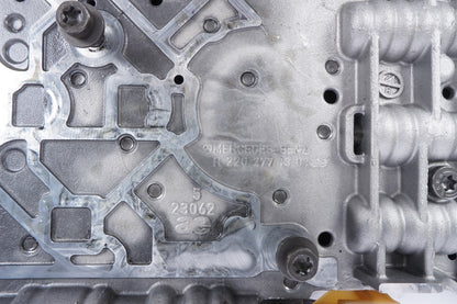 2011 - 2020 MERCEDES R230 CLS550 SL550 TRANSMISSION VALVE BODY OEM