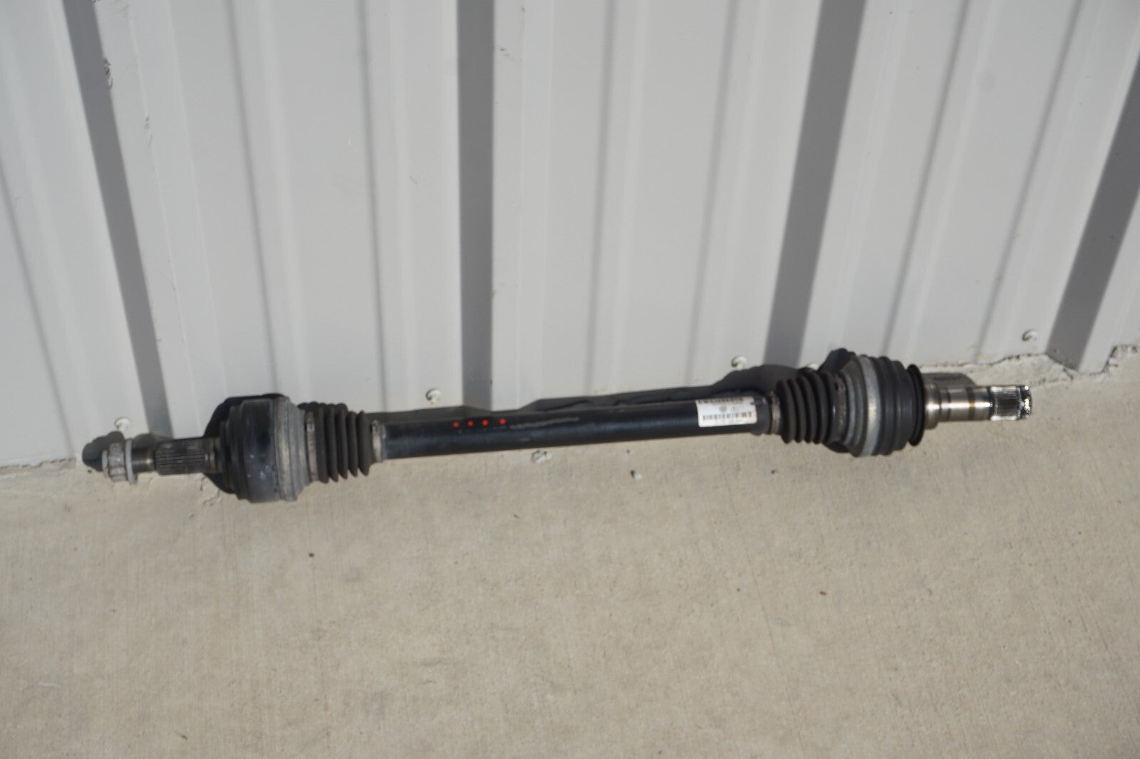 11-18 Porsche Cayenne 958 4.8l Rear Axle Shaft Passenger Side Right  OEM