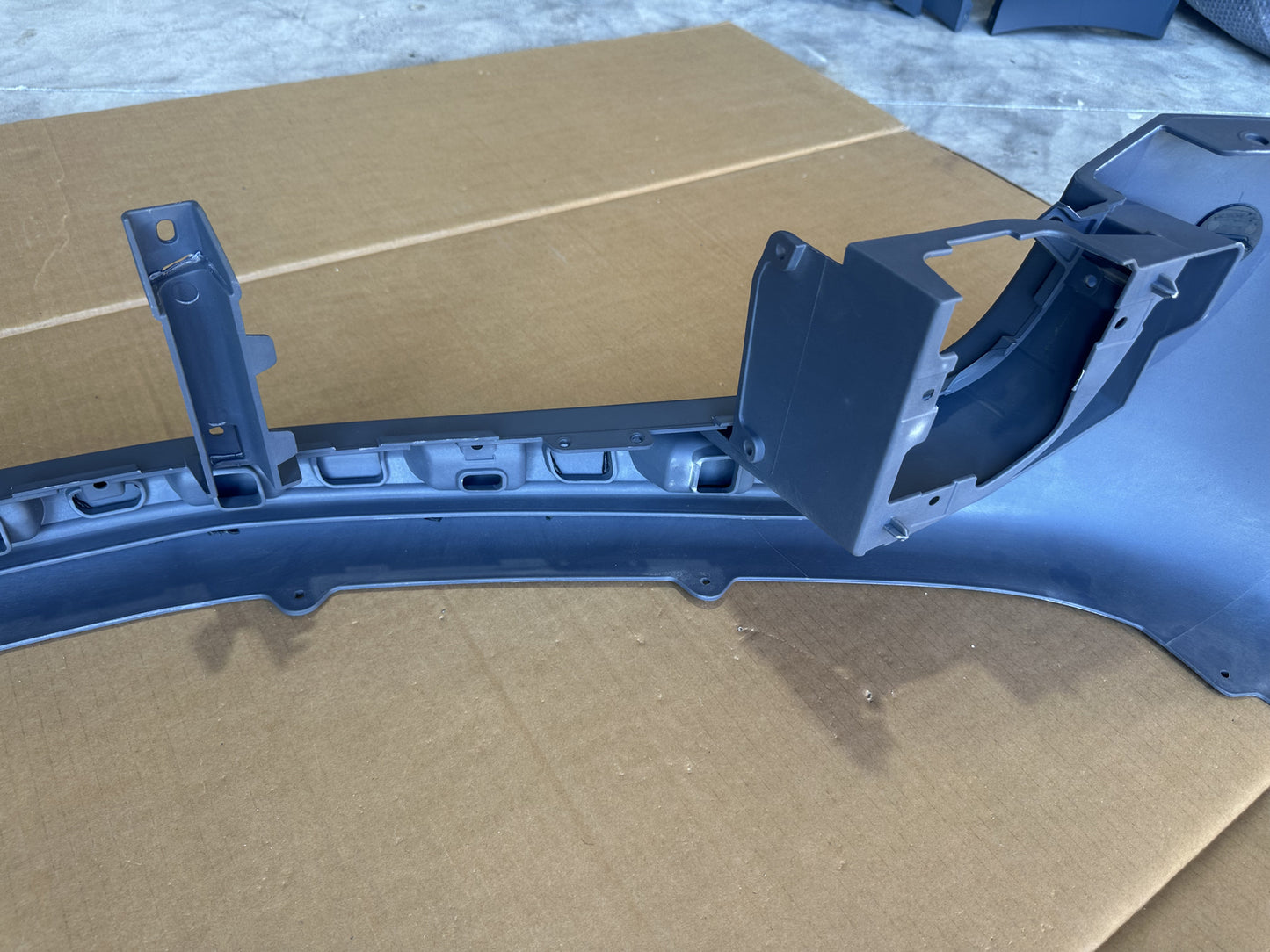 2011 - 2016 FRONT BUMPER FOR BENTLEY MULSANNE  3Y0807821P