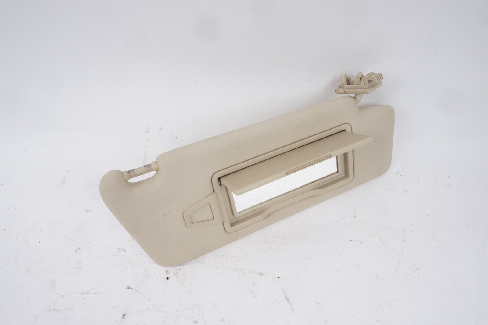 08-14 MERCEDES C200 C250 C300 BEIGE LEFT SUN VISOR ILLUMINATED 0481045107K67