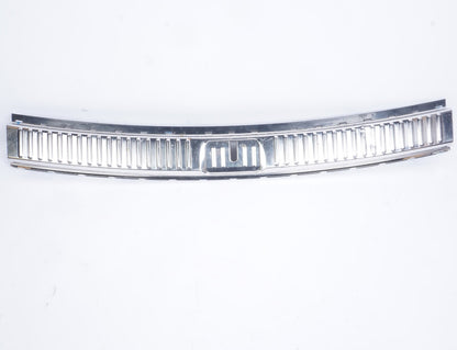 11-18 Porsche CAYENNE Trunk Scuff Plate Sill Trim Panel 7P5863909 7P0863459 Oem