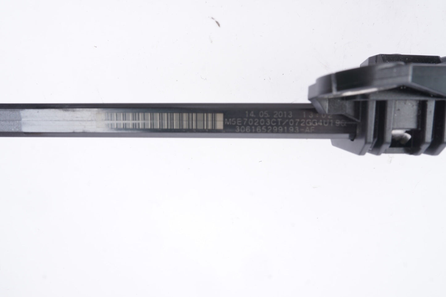 10-17 Mercedes W207 E550 E350 LEFT Side Seat Belt Feeder Motor Black OEM