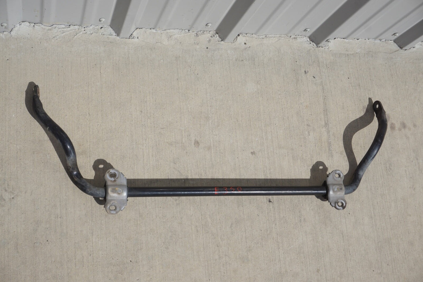 10-17 Mercedes W207 E350 E550 RWD Rear Anti Roll Sway Bar Stabilizer OEM