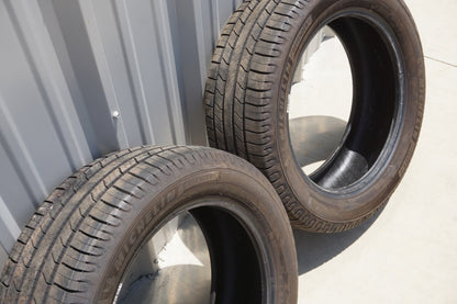 2 x P235/50R18 Michelin Defender 2 Used Tire Excellent Condition