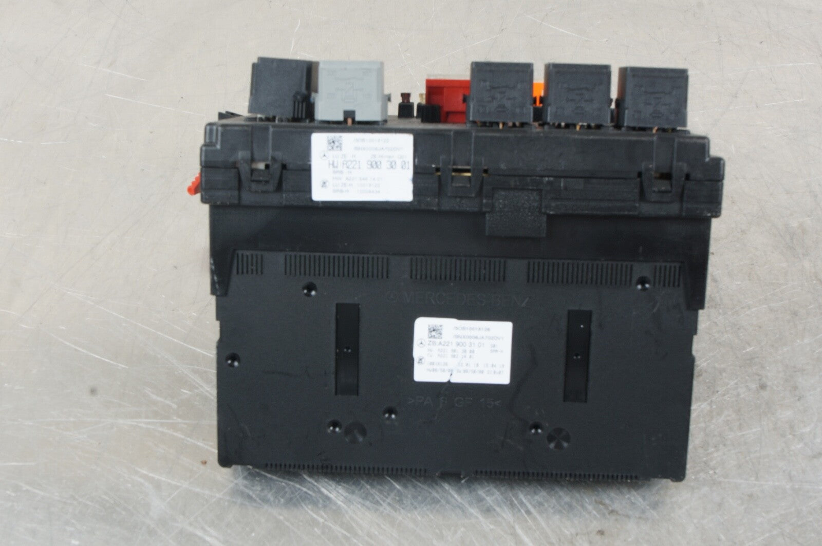 2010 - 2013 Mercedes W221 S550 S400 Rear Sam Fuse Box Relay Module Control OEM
