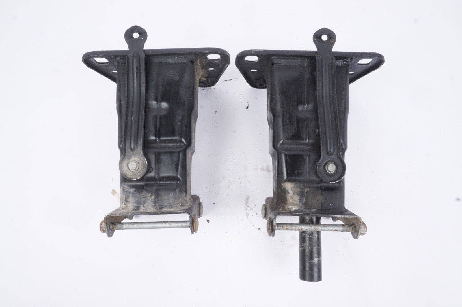 2006 - 2012 Mercedes W164 ML550 GL450 Front Left & Right Reinforcement Bracket