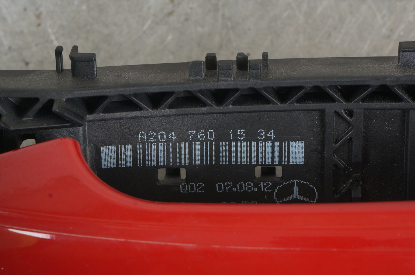 2012 2013 MERCEDES C300 FRONT LEFT DOOR HANDLE ASSEMBLY RED OEM