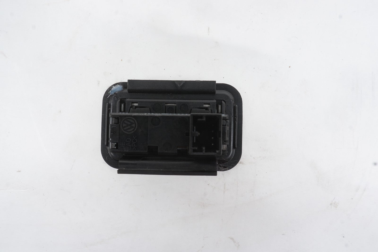 2011-2018 Audi A8 S8 Trunk Lid Open Release Switch 3D0959831 OEM