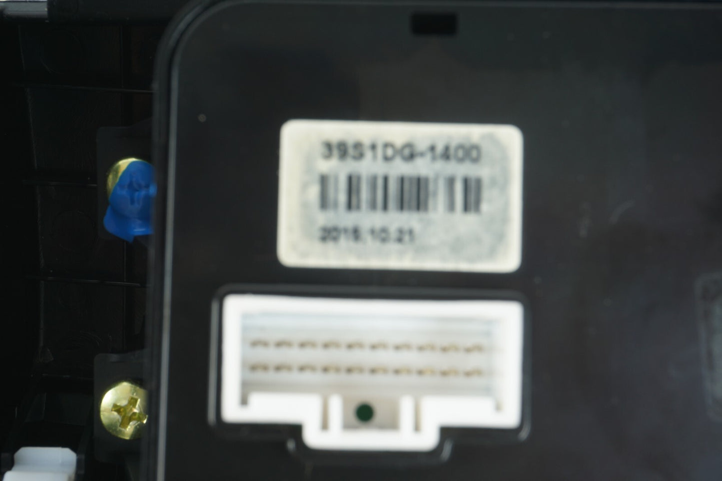2013 - 2016 HYUNDAI SANTA FE DIMMER TRACTION ECO LOCK CONTROL SWITCH OEM