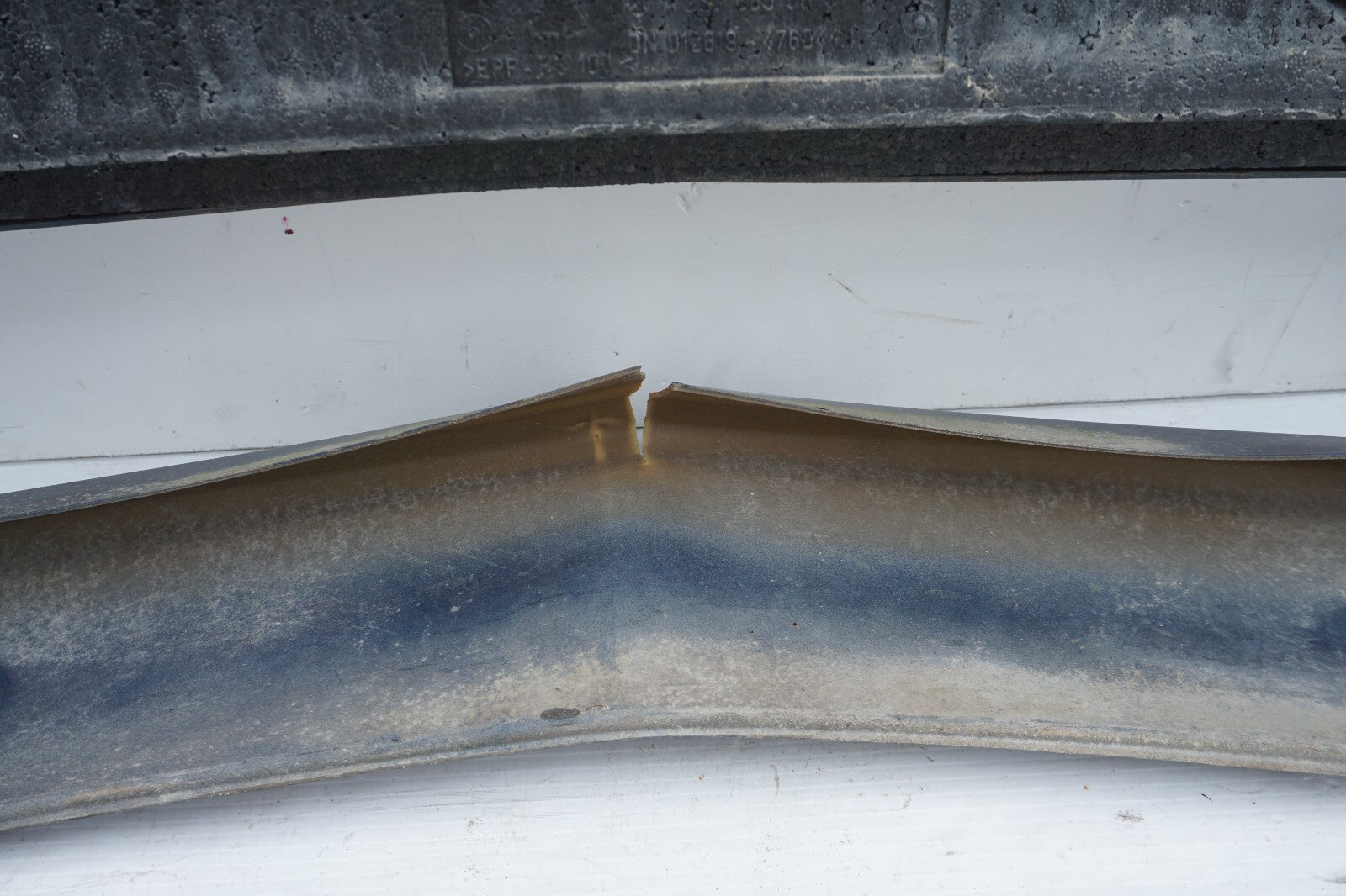 03-06 Mercedes R230 SL500 Front Bumper Cover OEM
