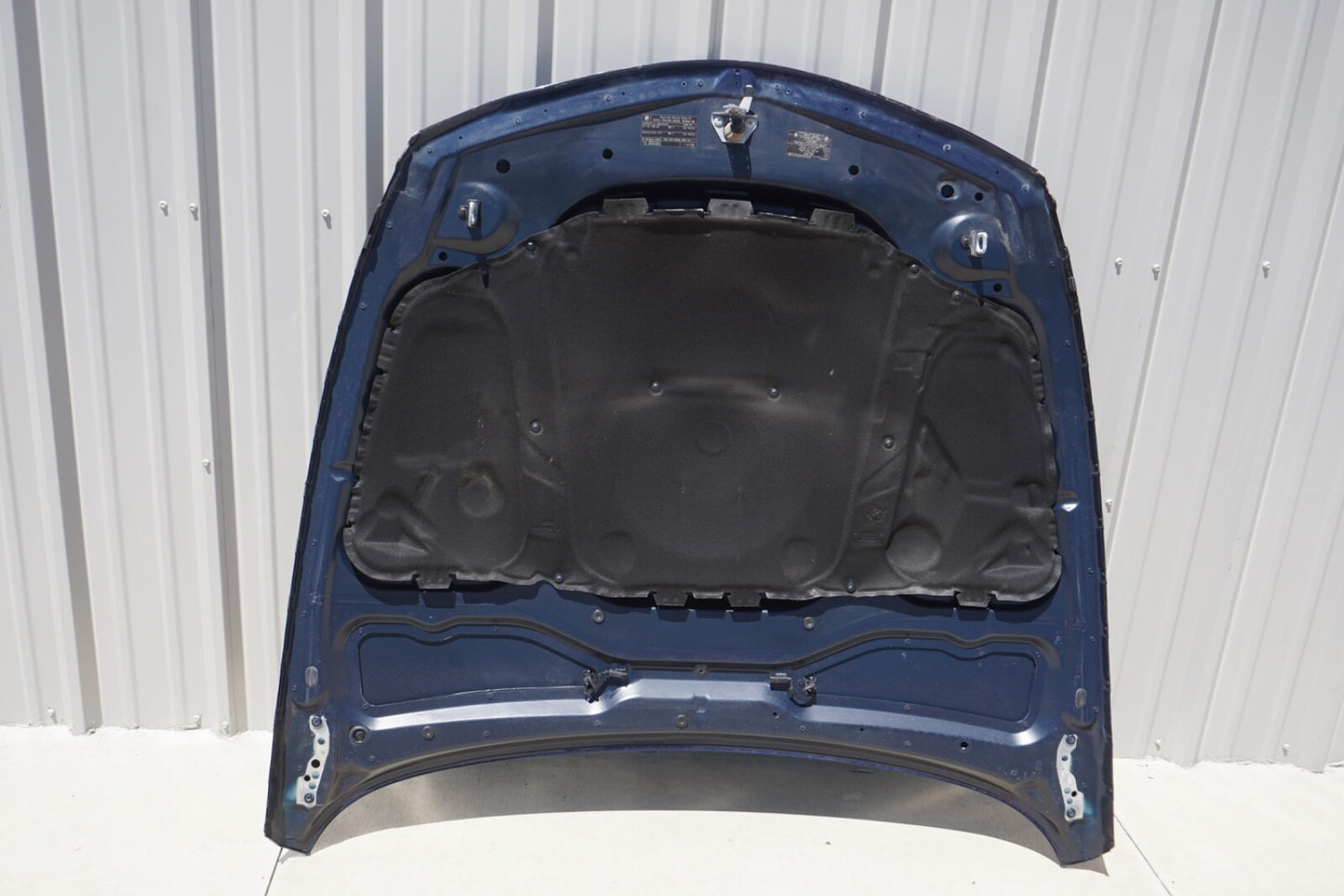 2004 - 2010 BMW M6 E63 E64 650i 645i Hood Genuine OEM (Pickup ONLY)