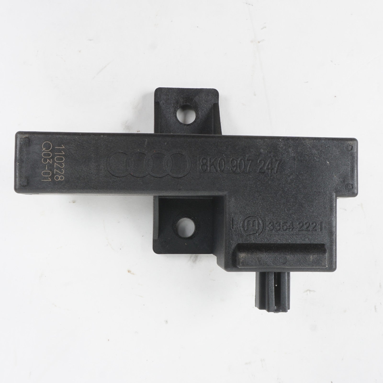 2011-2018 Audi A8 Rear Left Keyless Entry Antenna Control Module OEM