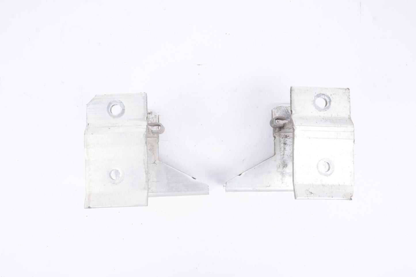 14-20 BMW F22 F30 F31 F32 Radiator Carrier Support Bracket Set Left Right OEM