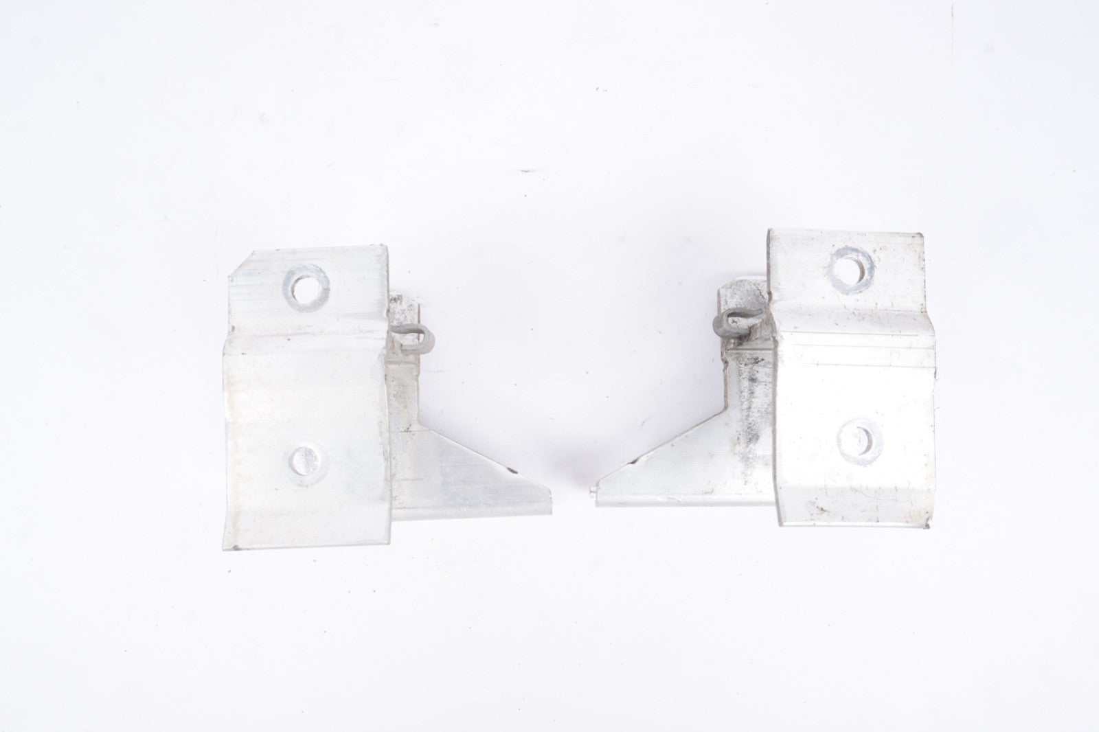 14-20 BMW F22 F30 F31 F32 Radiator Carrier Support Bracket Set Left Right OEM