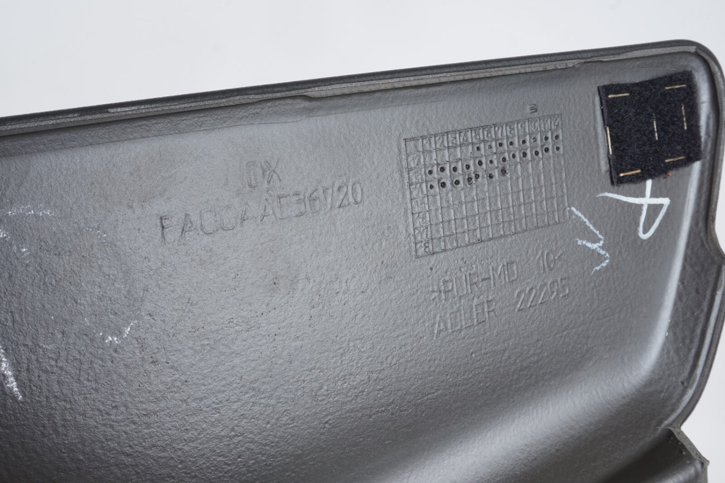 14-17 Maserati Ghibli Front Left Right Side Center Console Cover Panel Trim