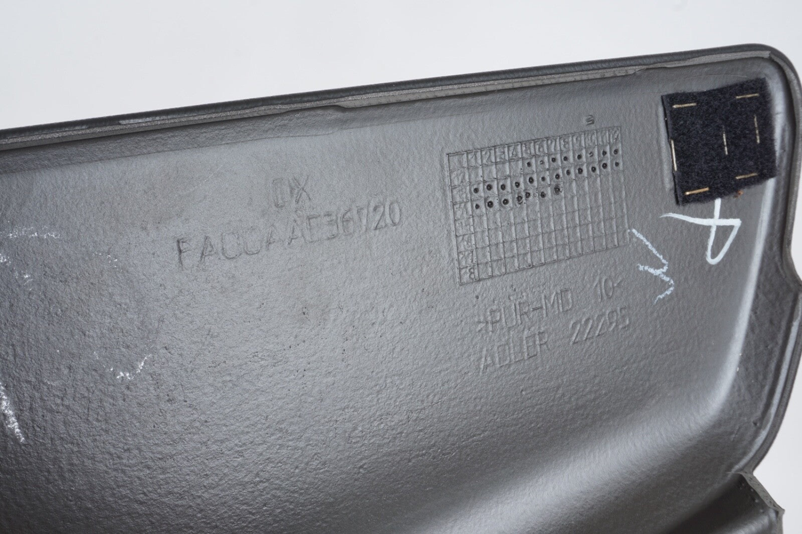 14-17 Maserati Ghibli Front Left Right Side Center Console Cover Panel Trim