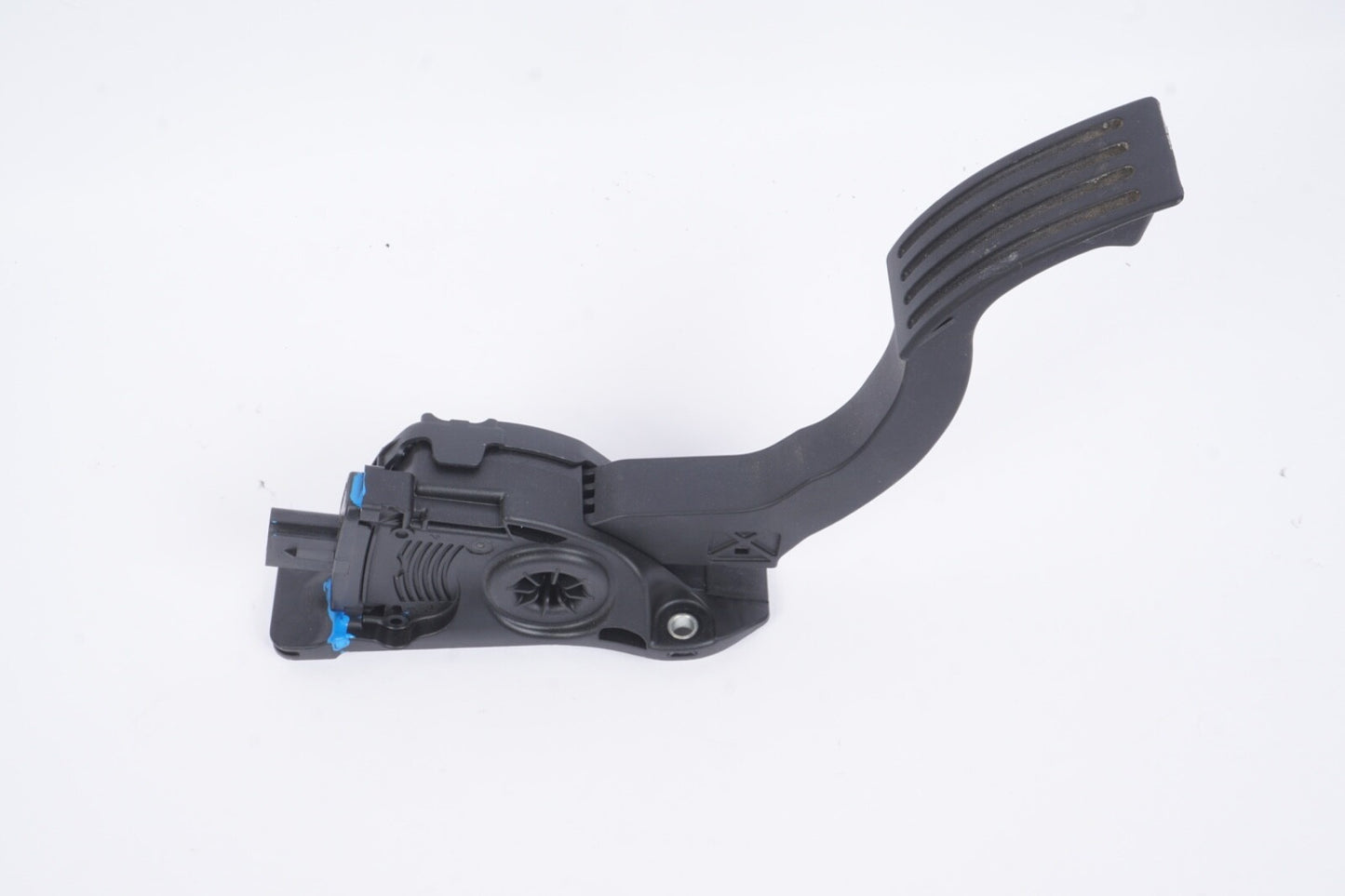 2015 - 2018 FORD FOCUS Front Foot Accelerator Throttle Gas Pedal Assembly