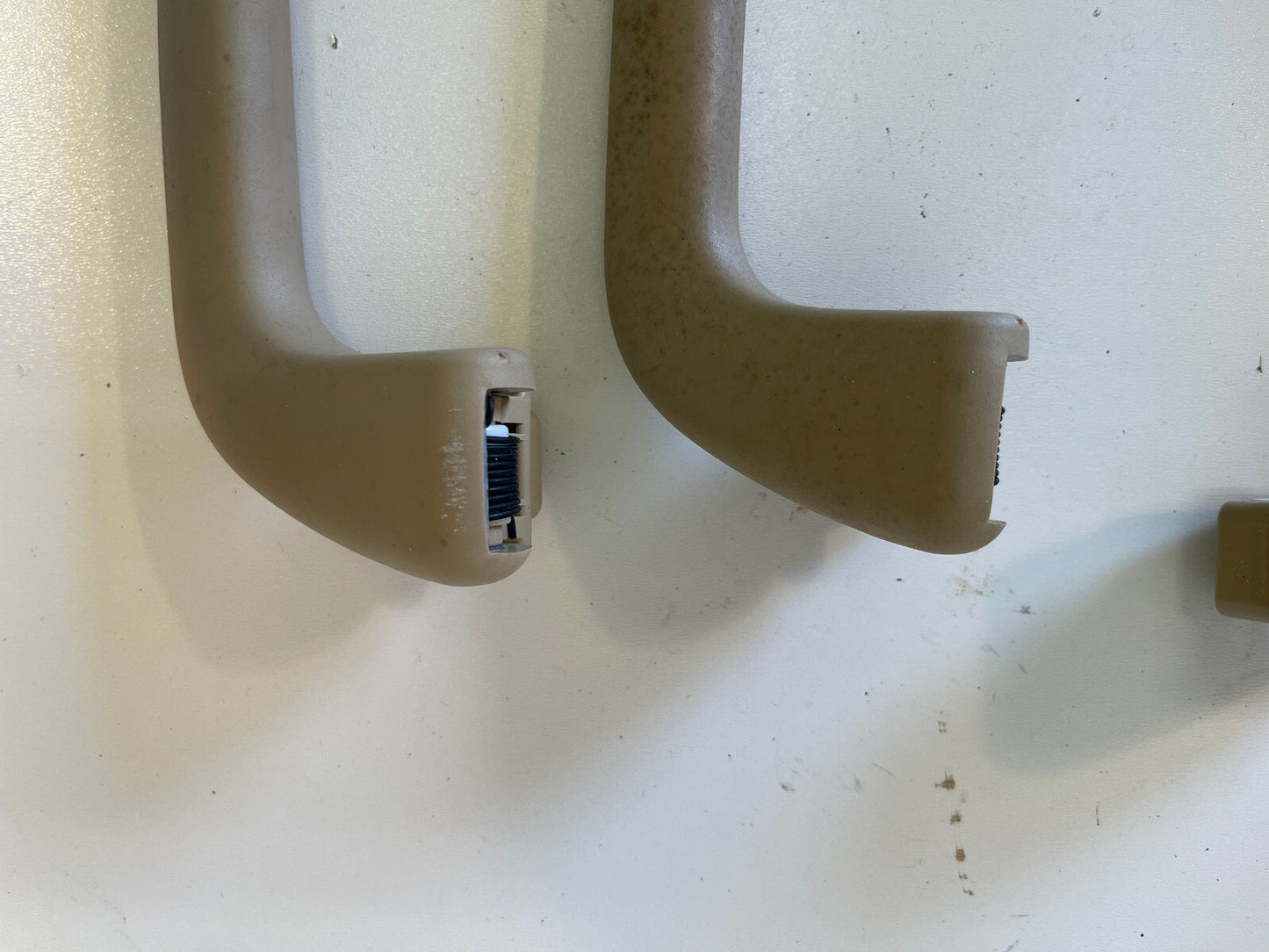 07-13 W221 MERCEDES BENZ S550 S600 S63 OVERHEAD ROOF GRAB HANDLE SET OF 4 OEM