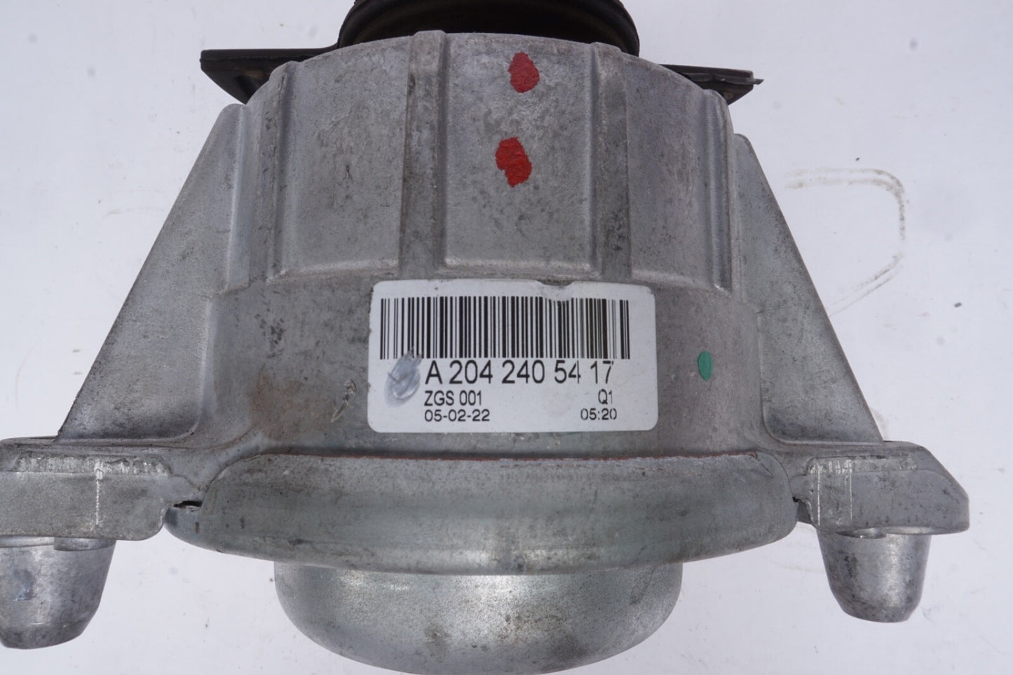 11-14 Mercedes E350 W207 Engine Motor Mount Bracket Right Side A2042405417 OEM