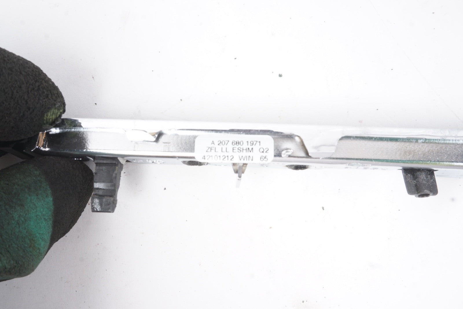 2010 - 2013 Mercedes E350 E550 Front Left Side Instrument Panel Trim Molding OEM