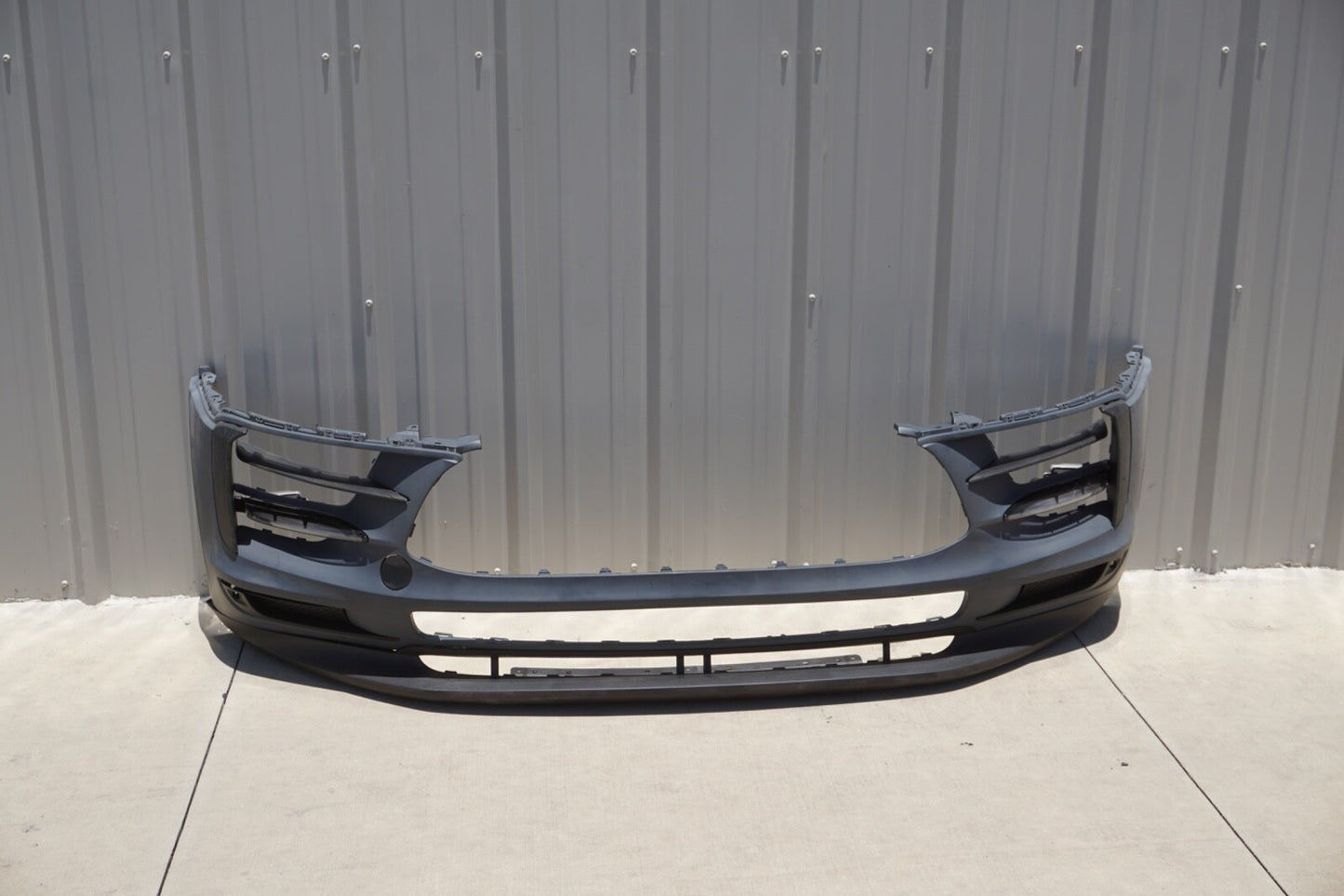 Fits 2019-2022 Porsche Macan New Front Bumper Cover W/Running Lights