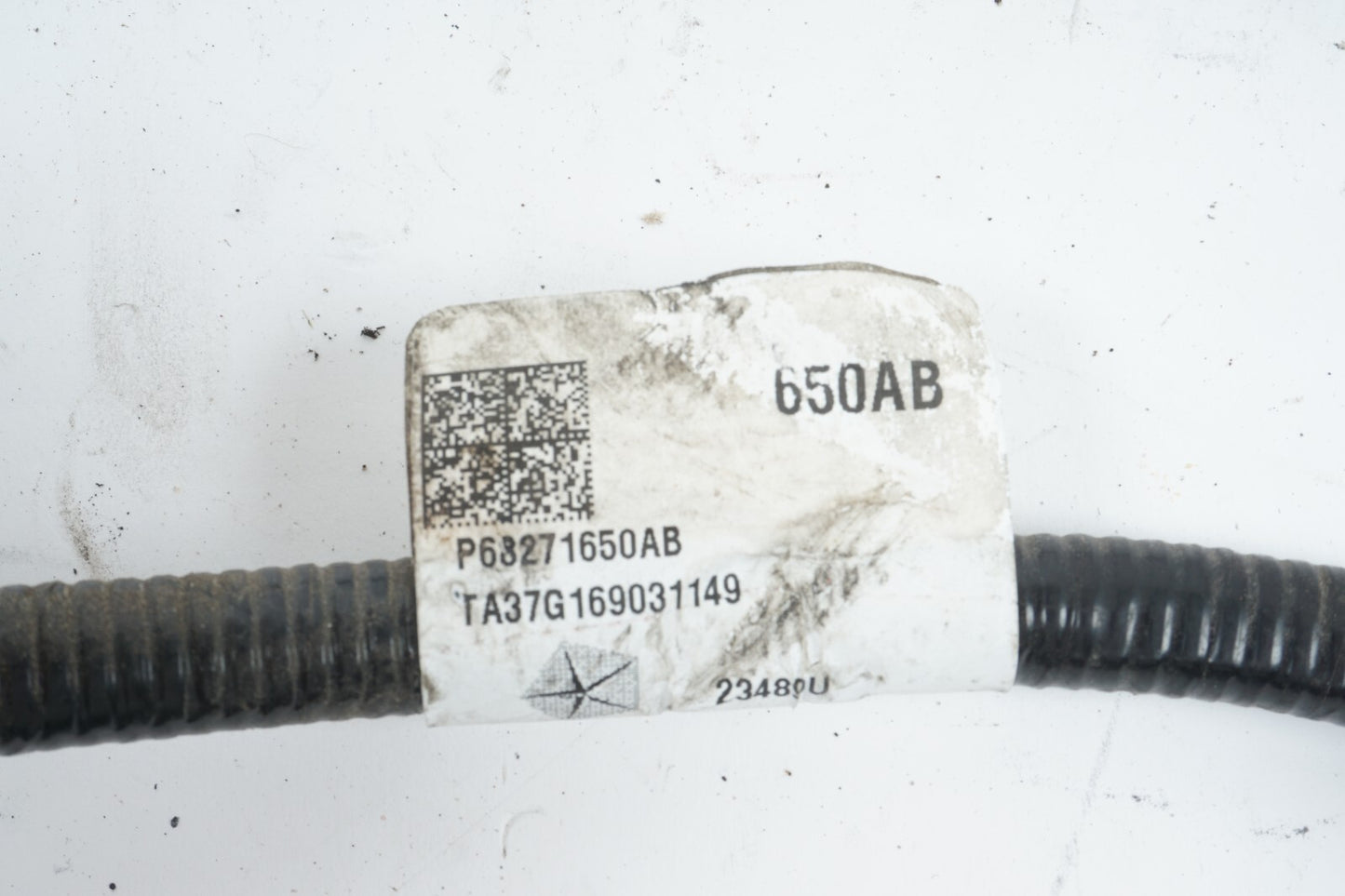 2017 - 2020 CHRYSLER PACIFICA BATTERY NEGATIVE CABLE WIRE HARNESS 68271650AB OEM
