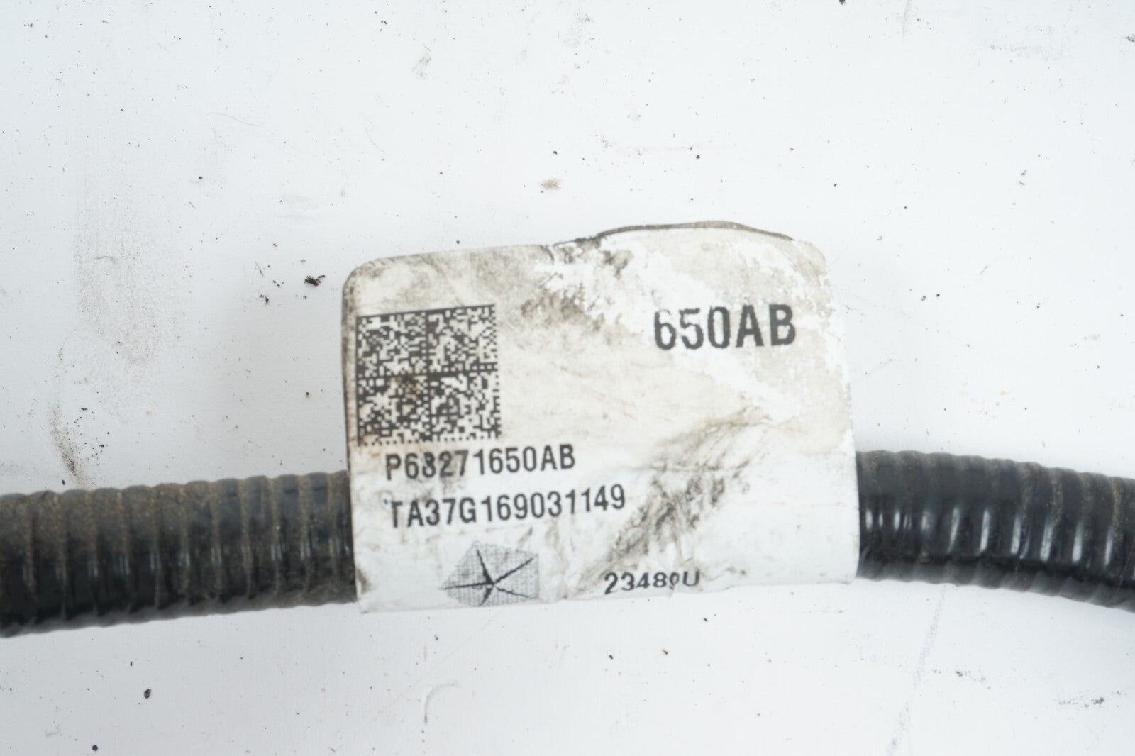 2017 - 2020 CHRYSLER PACIFICA BATTERY NEGATIVE CABLE WIRE HARNESS 68271650AB OEM