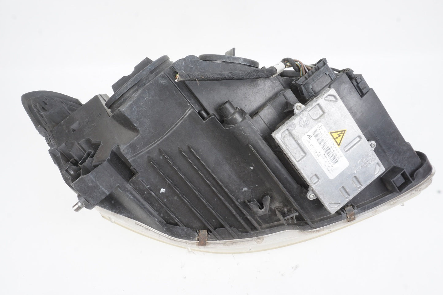 07-09 Mercedes W221 S550 S63 AMG Left Headlight Lamp Bi-Xenon 2218205961 OEM