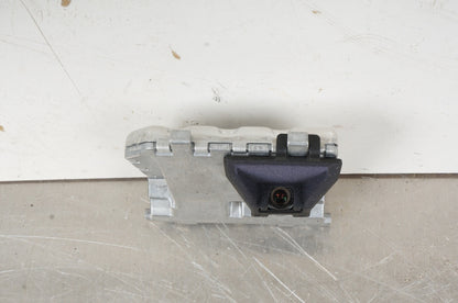 10-13 Mercedes W221 S550 E550 Active Lane Assist Front Camera 0009058000 OEM
