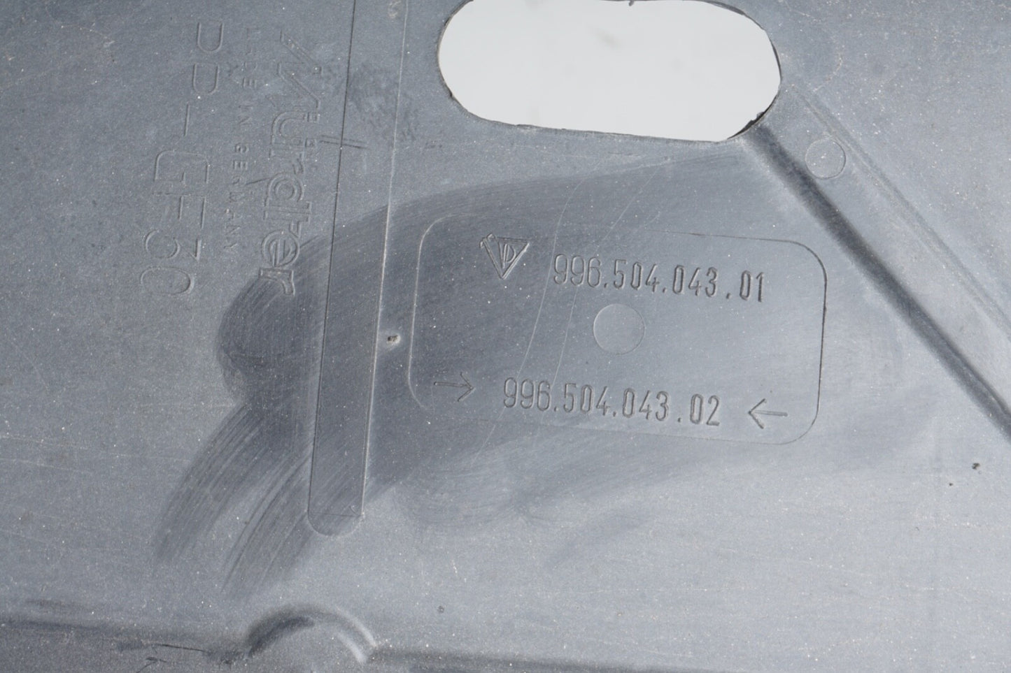 1997 - 2004 Porsche Boxster 986 Splash Guard Shield Underbody Center 99650404301