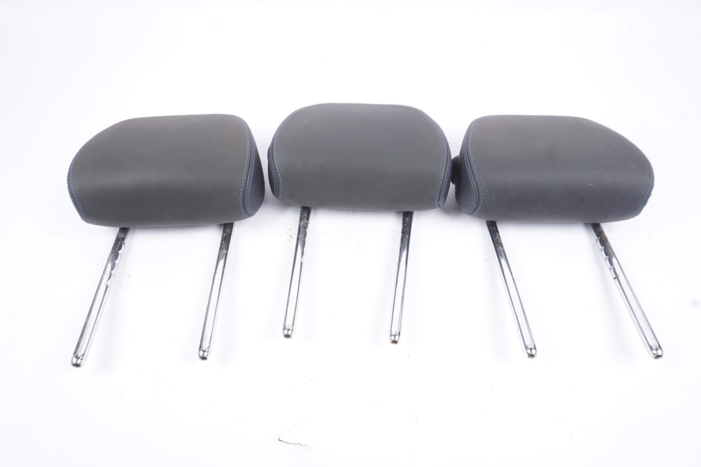 2018 - 2023 BMW X2 F39 OEM REAR RIGHT CENTER & LEFT SIDE HEADREST SET (3) BLACK
