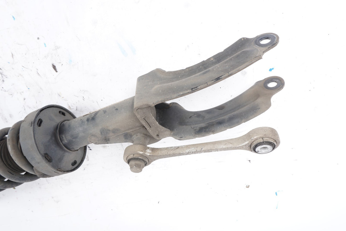 11-18 Porsche Cayenne 958 Front Right Passenger Side Shock Strut Absorber  OEM