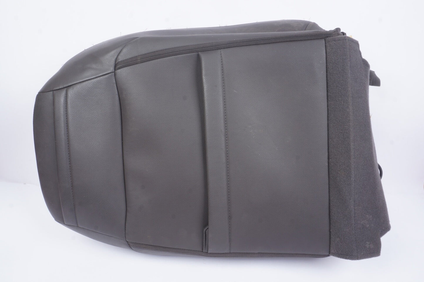 2018-2020 Honda Odyssey OEM Front Right Seat Upper Backrest Cushion DAMAGED