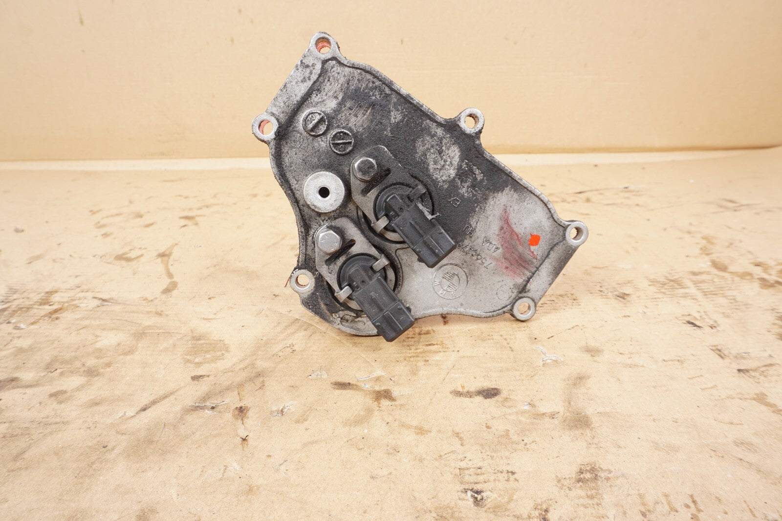 2012 - 2016 BMW 650i 550i 750i 4.4l Engine Timing Cover Solenoid Left Driver OEM
