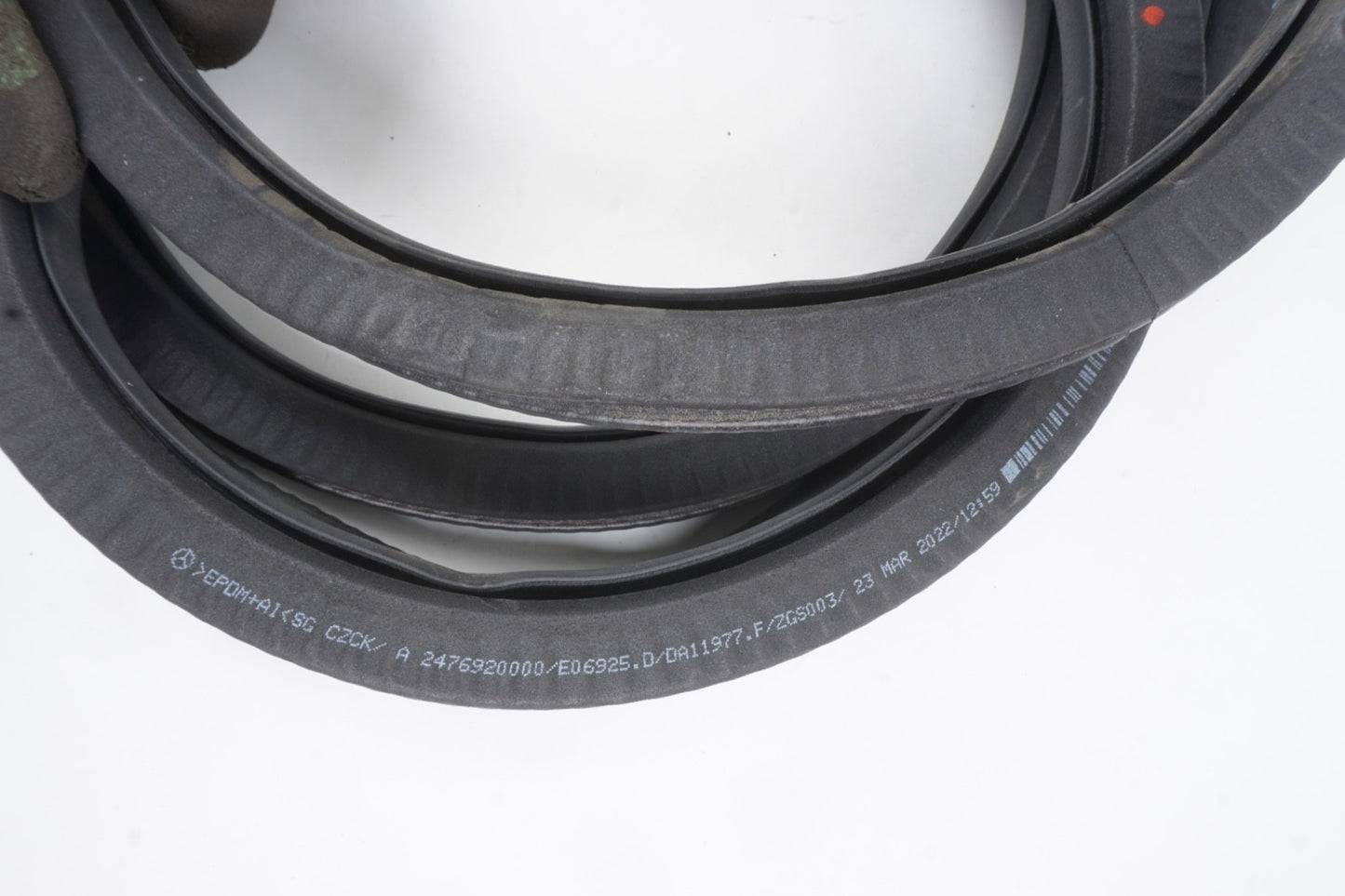 2020-2025 MERCEDES-BENZ GLB250 X247 FRONT LEFT DOOR BODY WEATHERSTRIP SEAL OEM