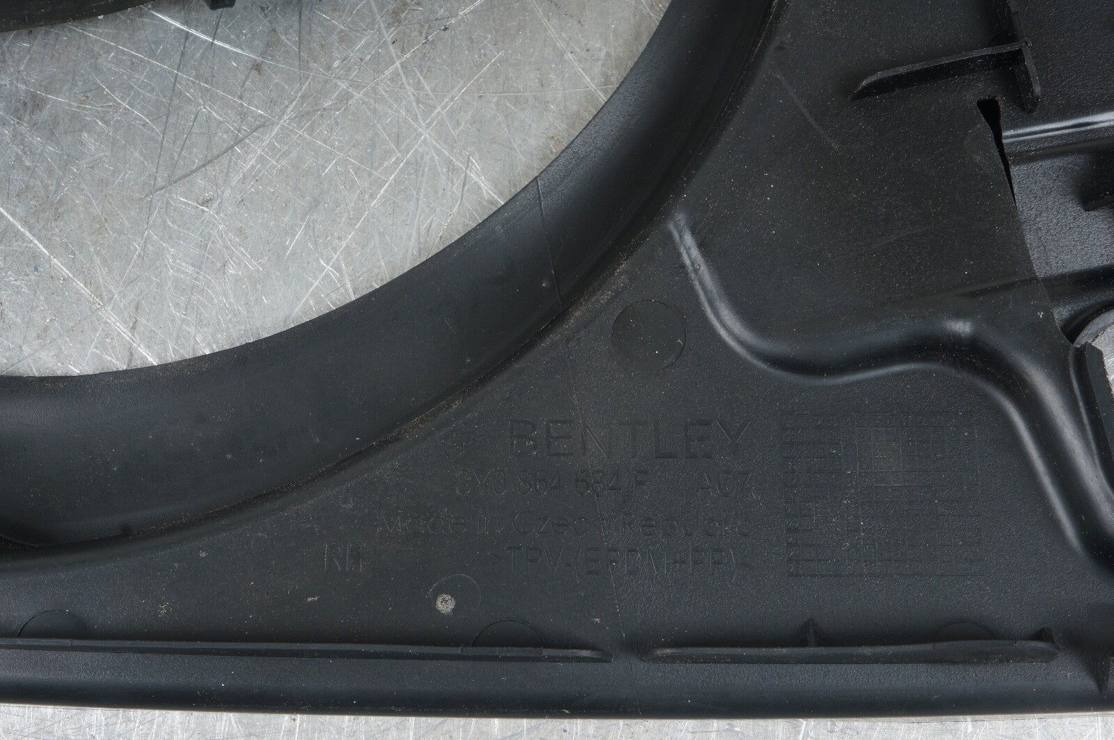 2011-2020 Bentley Mulsanne Left Right Side Cover Trim 3Y0864683 3Y864684