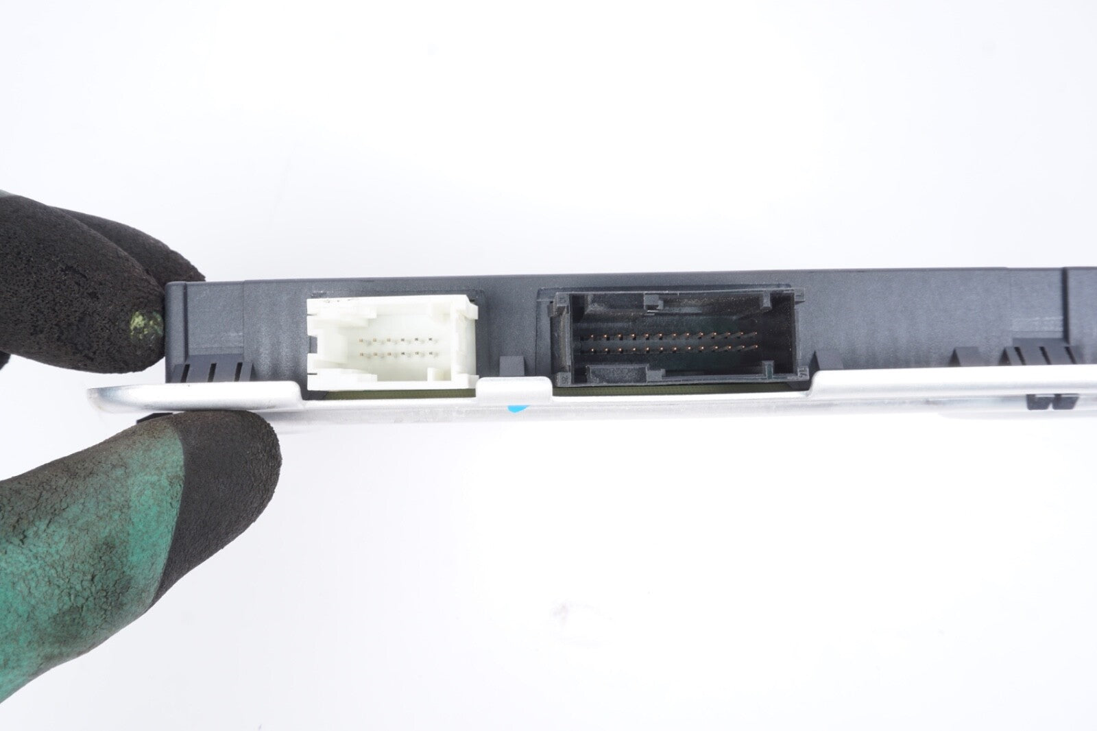 09-12 OEM BMW F01 F02 740 750 PRE-LCI Footwell Light Control Module