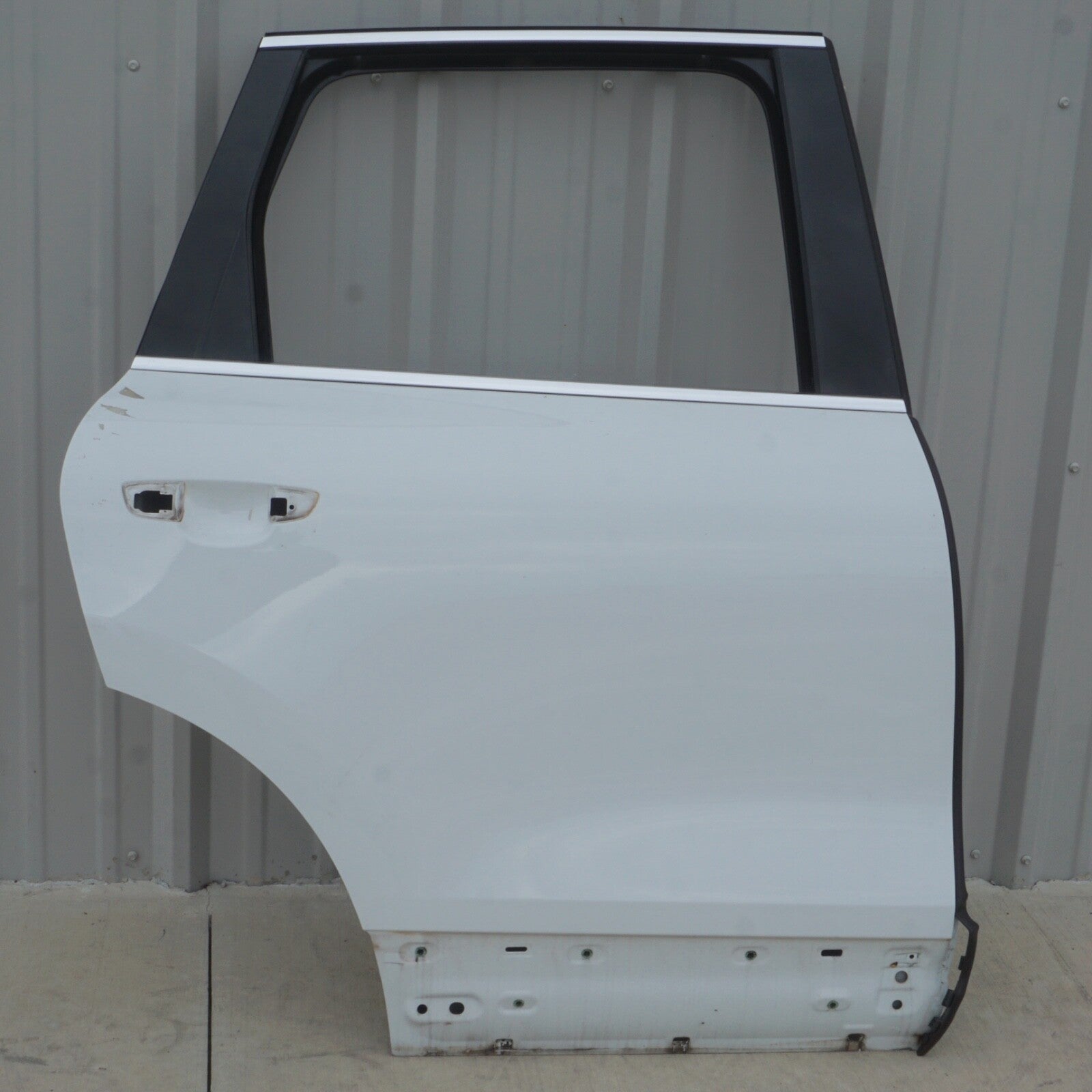 11-18 Porsche Cayenne 958 Rear Right Passenger Side Door Shell OEM