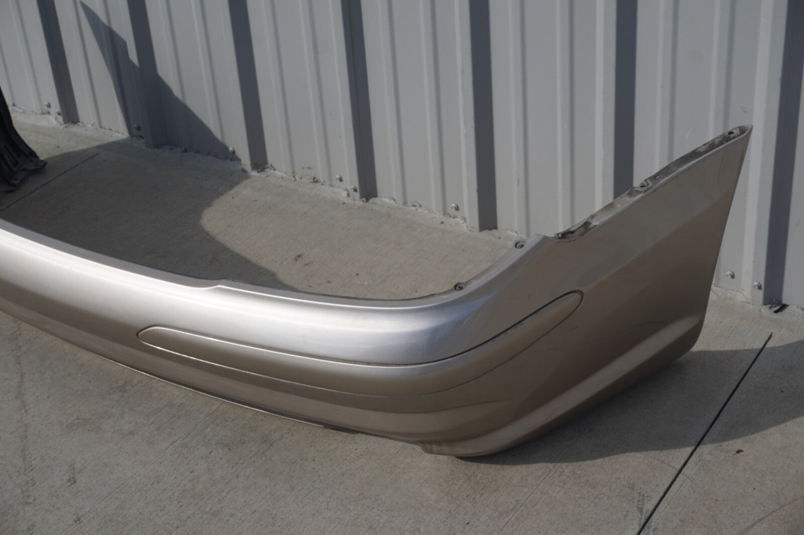 03-08 Mercedes R230 SL550 SL500 Rear Bumper Cover Assembly Oem