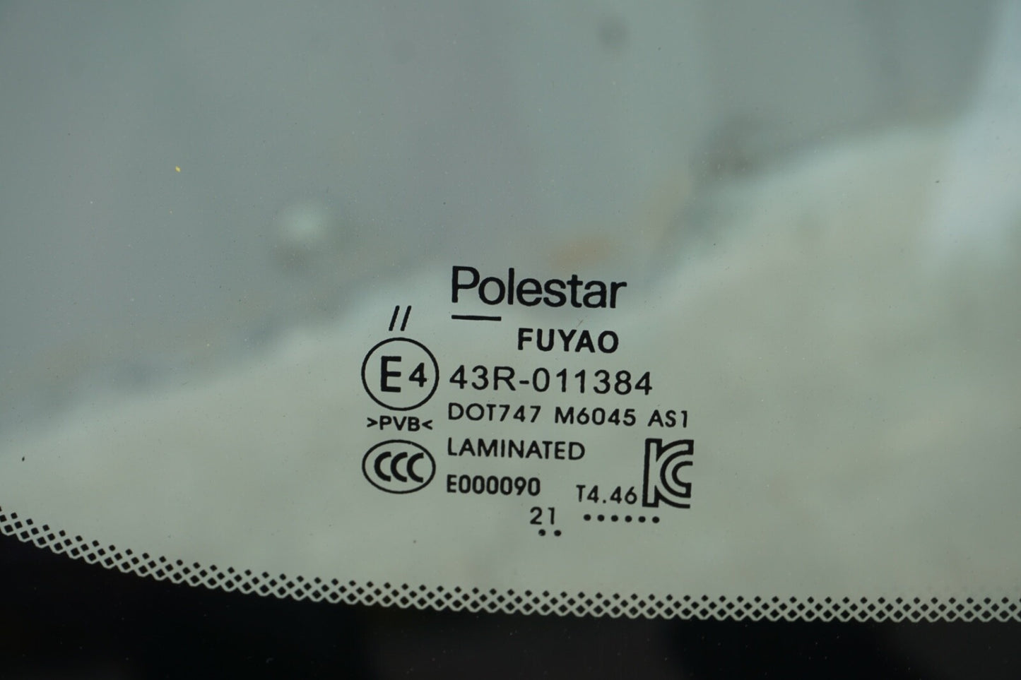 2021 - 2023 POLESTAR 2 WINDSHIELD GLASS