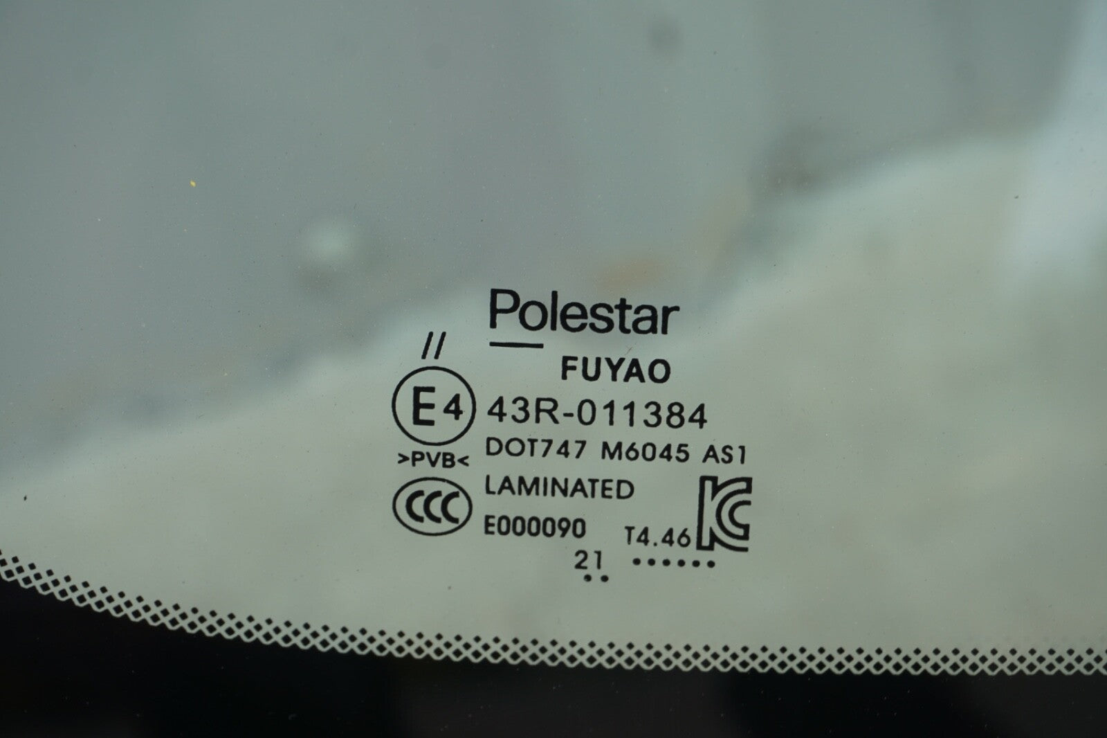 2021 - 2023 POLESTAR 2 WINDSHIELD GLASS