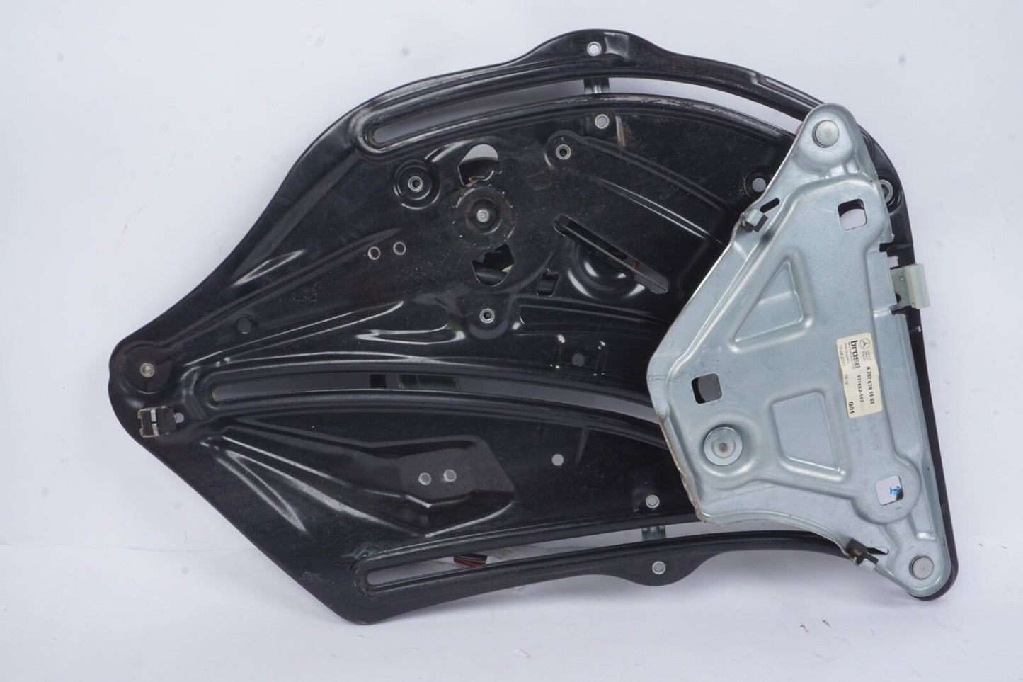 10-2016 mercedes w207 e550 e350 CONVERTIBLE rear driver side window regulator 