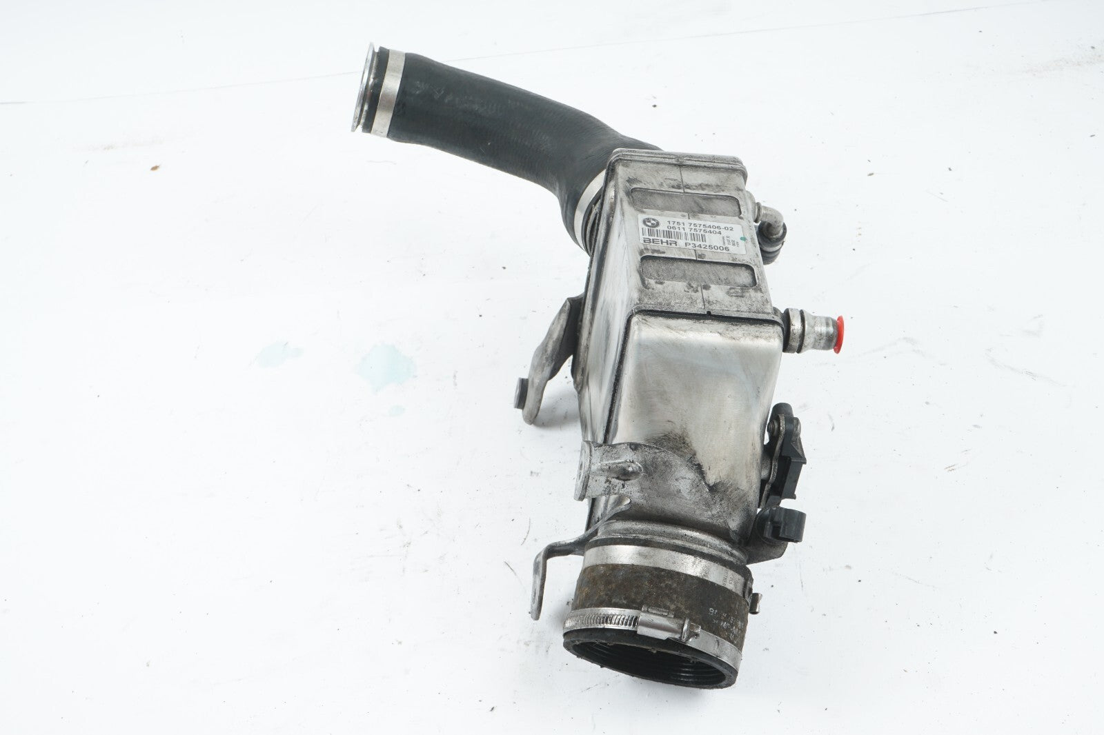 2012 - 2016 BMW 650i RIGHT PASSENGER SIDE NTERCOOLER 17517575406 OEM