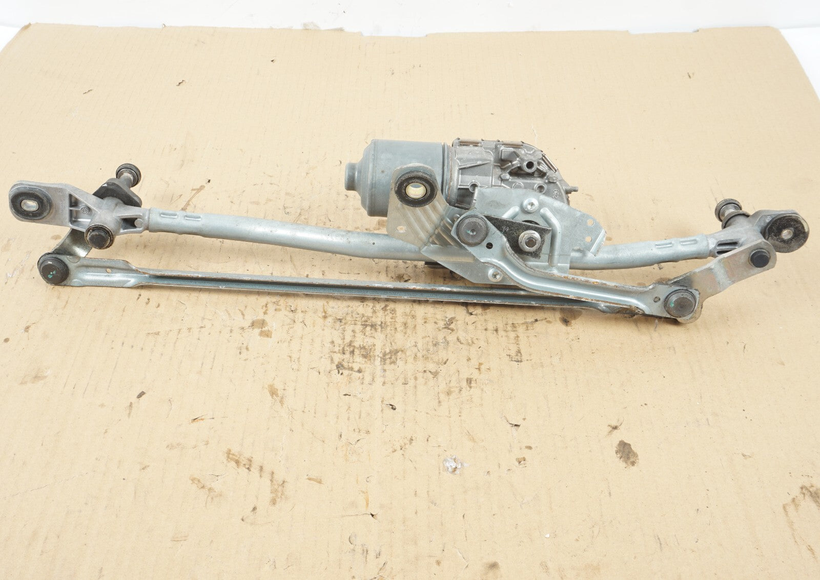 2012 - 2017 AUDI A7 A6 WINDSHIELD WIPER MOTOR & LINKAGE TRANSMISSION OEM