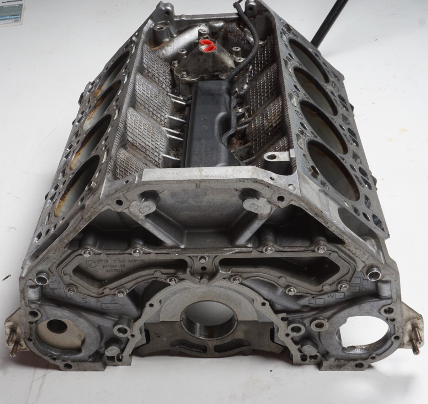 2011-2016 BMW 550I F10 ENGINE CYLINDER BLOCK HOUSING OEM