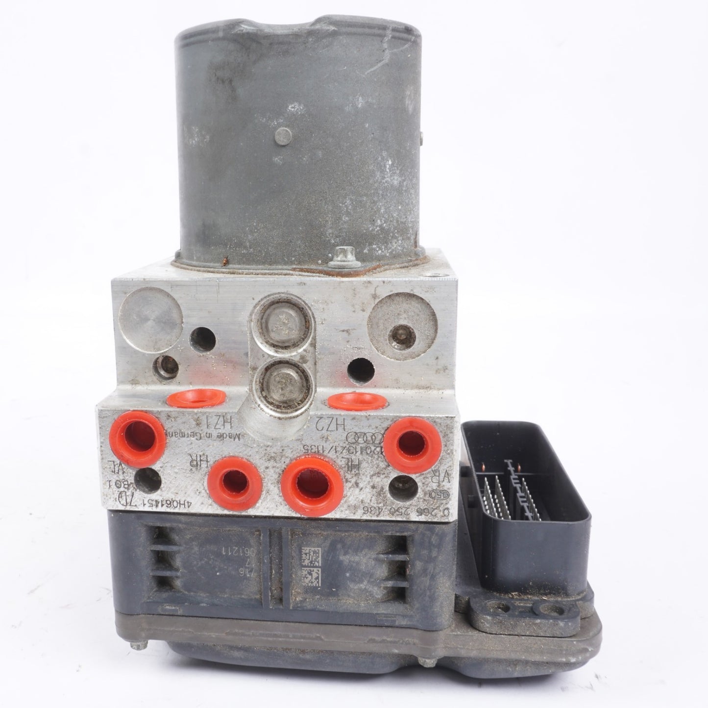 2011 - 2014 Audi A8 Quattro ABS Anti Lock Brake Pump Module OEM