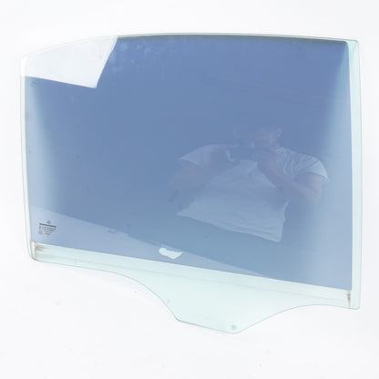 08-14 Mercedes W204 C300 C250 C350 REAR RIGHT PASS SIDE DOOR WINDOW GLASS OEM