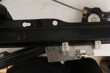 2007-2013 BMW 335i 328i E93 CONVERTIBLE FRONT RIGHT WINDOW REGULATOR & MOTOR OEM
