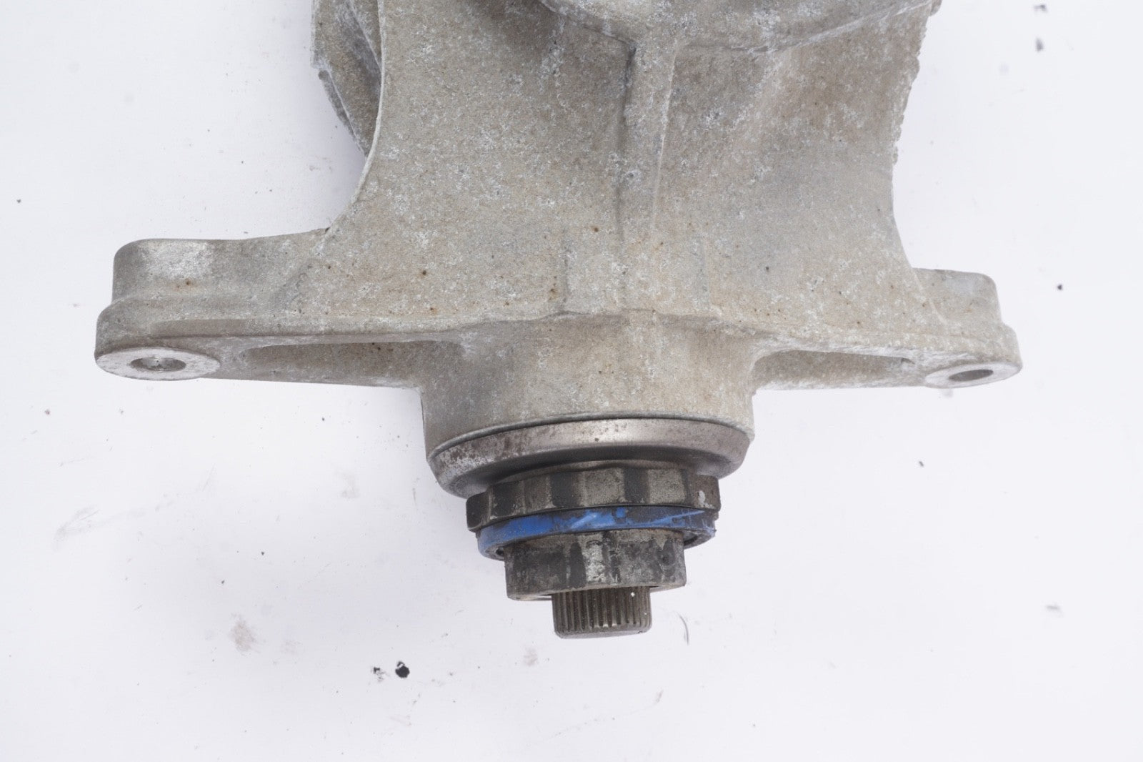 12-18 BMW F06 F12 F13 640I REAR DIFFERENTIAL CARRIER 3.23 RATIO